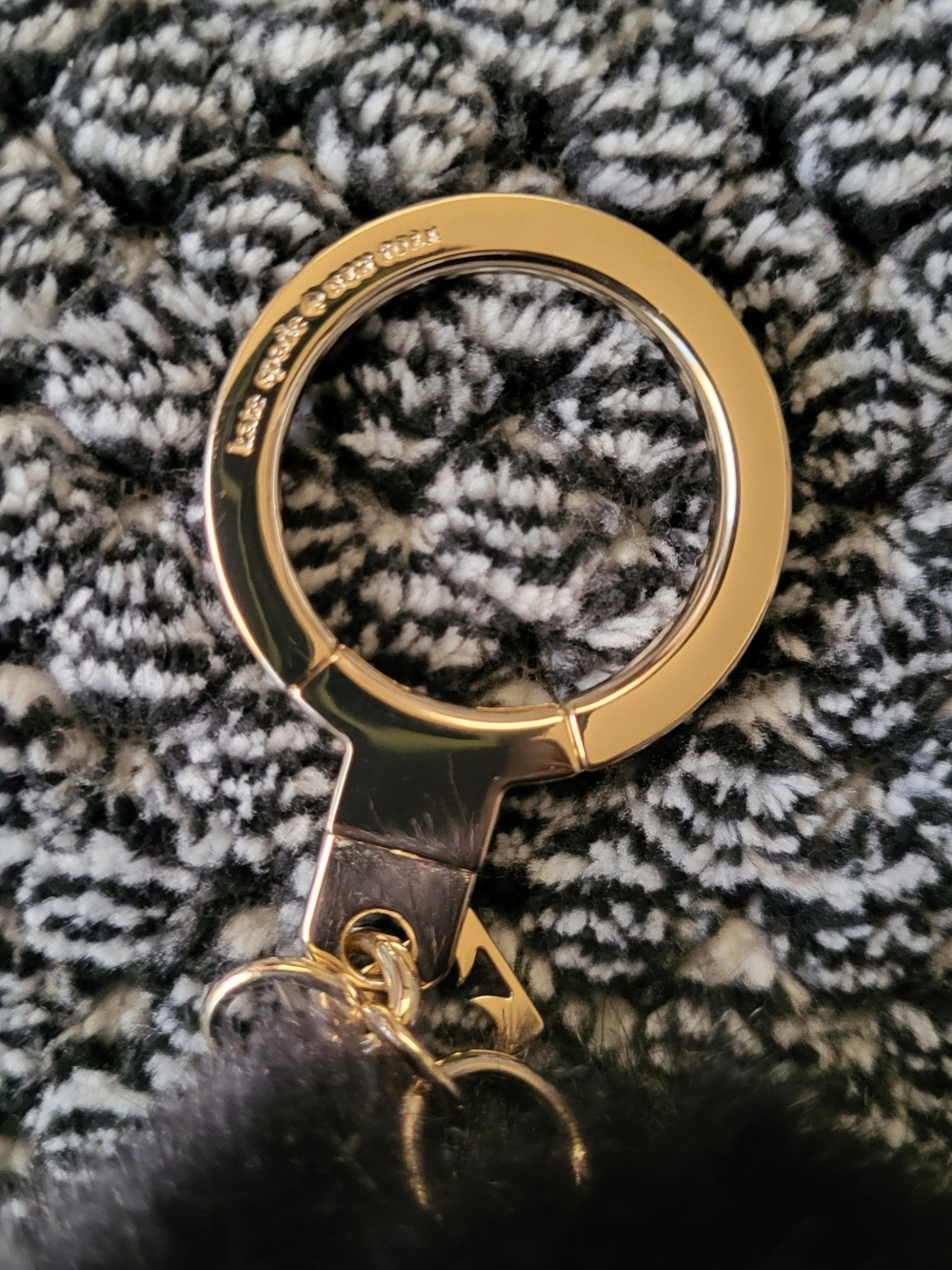 Kate Spade Bag/Luggage Gold Ring Charm/Tag. - Picture 3 of 3
